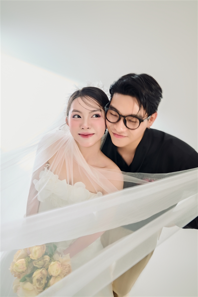 Concept chụp cưới phông trơn Hàn Quốc 3