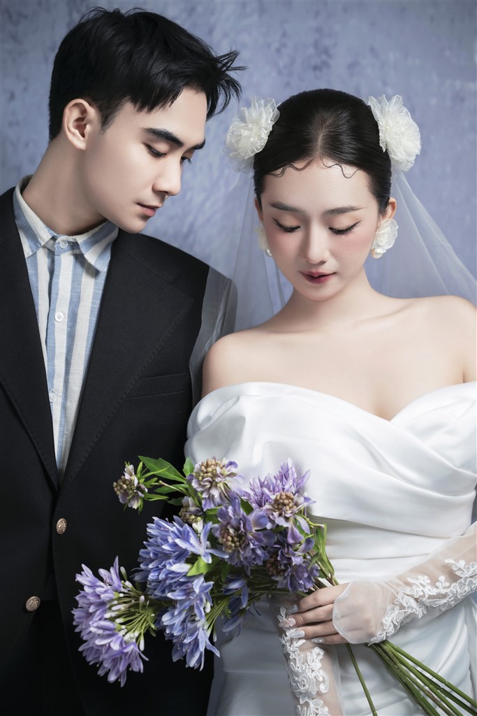 Album ảnh cưới Studio phông trơn GenZ